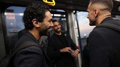 صور.. بعثة الأهلي تصل السعودية استعدادا للمشاركة في كأس العالم للأندية