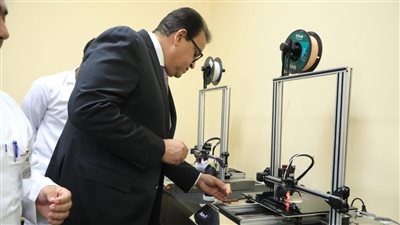 وزير الصحة يتفقد مصنع إنتاج الأطراف الصناعية بإمبابة.. ويوجه يتحديث نظم مقاسات الأجهزة التعويضية 