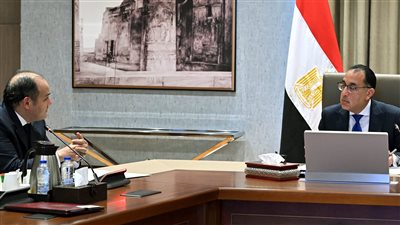 رئيس الوزراء يستعرض مقترحات زيادة التبادل التجاري مع الدول الإفريقية