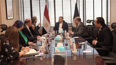  وزير السياحة والآثار يعقد اجتماعاً لمناقشة استراتيجية للترويج لسياحة اليخوت في مصر