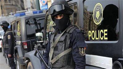 ضبط مرتكبي الواقعة.. ضبط شخصين لقيامهما بالنصب والإحتيال على أحد الأشخاص