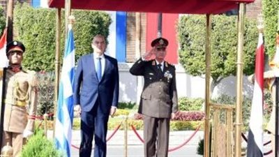 الفريق أول محمد زكى يلتقى وزير الدفاع الوطنى فى جمهورية اليونان
