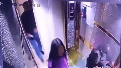 كشف ملابسات فيديو لشخصين يقومان بإصطحاب طفلتين من أحد المصاعد