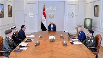 السيسي يوجه بمواصلة العمل على مشروع إنتاج وتصدير الهيدروجين الأخضر