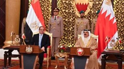الرئيس السيسى وعاهل البحرين يستعرضان جهود التوصل لوقف إطلاق النار فى غزة