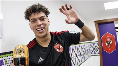 عايز يمشي.. نجم الزمالك السابق: إمام عاشور مش مرتاح في الأهلي