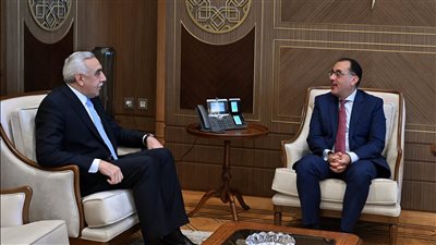 رئيس الوزراء يلتقى سفير العراق بالقاهرة بمناسبة انتهاء مهام عمله