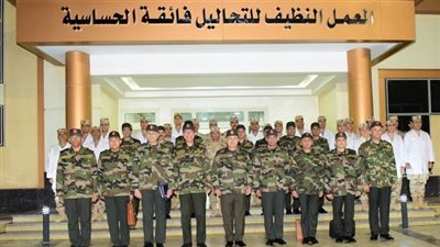 رئيس أركان حرب القوات المسلحة يتفقد المعامل الرئيسية لإدارة الحرب الكيميائية