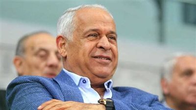 ملقب بالسفاح.. فرج عامر يكشف أولى صفقات الأهلي في يناير