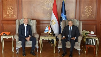 الفريق أسامة ربيع يبحث سبل التعاون المشترك مع السفير اليوناني 