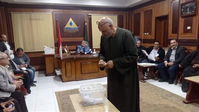  الدكتور سويلم يتابع موقف انتخابات روابط مستخدمى المياه على مستوى المراكز والمحافظات