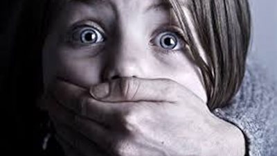 كشف ملابسات تعدي أحد الأشخاص على طفلة بقصر النيل بالقاهرة