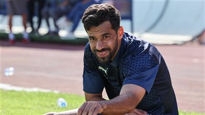 الإعلان بعد حل أزمة القيد.. فرج عامر: عبدالله السعيد وقع لنادي الزمالك