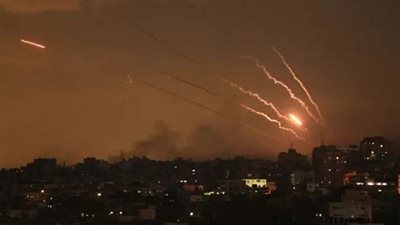 الإعلام العبري: إطلاق 14 صاروخا تجاه مستوطنة سديروت