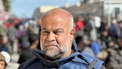 السلطات المصرية تنجح فى إدخال الصحفى وائل الدحدوح من قطاع غزة إلى البلاد