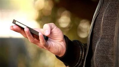 إيقاف هذه الخاصية في هاتفك قد يعيد شباب دماغك 10 سنوات للوراء