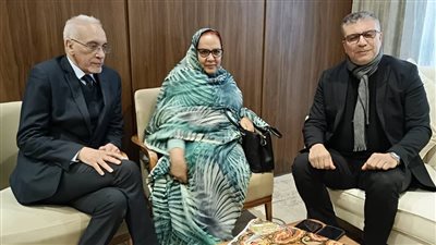 نشاط مكثف لرئيس إذاعات وتليفزيونات التعاون الإسلامي بمؤتمر الإعلام العربي بتونس