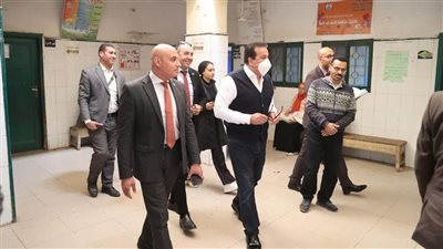 وزير الصحة يوجه بإقالة مدير الرعاية الأساسية بالجيزة وتحويل العاملين للتحقيق لعدم تواجدهم خلال مواعيد العمل 