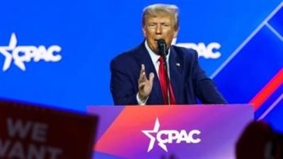 ترامب يهدد متبرعى حملة منافسته الجمهورية نيكى هايلى بـ