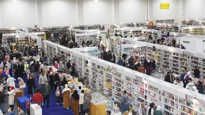 معرِض القاهرة الدولي للكتاب يتخطى المليون زائر
