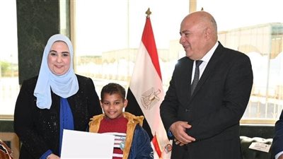 وزيرة التضامن تزور محافظة قنا وتكرم 5 من أبناء مصر لحصولهم على مراكز متقدمة في الذكاء الاصطناعي