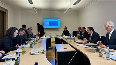 وزير التنمية المحلية يواصل لقاءاته مع كبار المسئولين بولاية بافاريا الألمانية