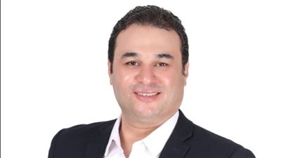 د. وائل علي: استياء وغضب بين الصيادلة بعد إلغاء الإدارة المركزية لشئون الصيدلة بوزارة الصحة 