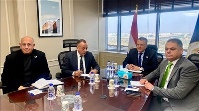 وزير السياحة والآثار يلتقي وزير التراث الوطني والفنون بجمهورية مالطا لبحث سبل التعاون في مجال السياحة والآثار