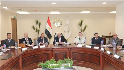 وزير التربية والتعليم يترأس اجتماع المجلس الأعلى للأمناء والآباء والمعلمين على مستوى الجمهورية 