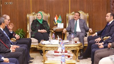 القباج تزور محافظة المنوفية.. وتلتقي عدداً من الأسر الأولى بالرعاية