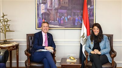 وزيرة التعاون الدولي تلتقي القائم بأعمال مساعد رئيس الوكالة الأمريكية للتنمية الدولية بواشنطن 