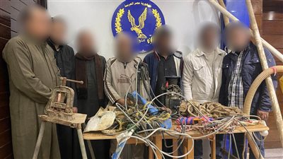 داخل أحد العقارات..  ضبط 7 أشخاص لقيامهم بأعمال الحفر والتنقيب عن الآثار 