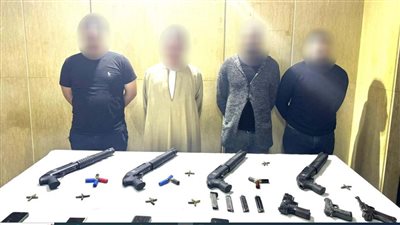 بدون ترخيص.. ضبط تشكيل عصابي بتهمة الإتجار بالأسلحة والذخائر بالبدرشين