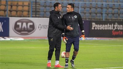 الحضري حارس مصنوع.. عبد المنصف: ومحمد الشناوي لن يستمر لسن الـ 40