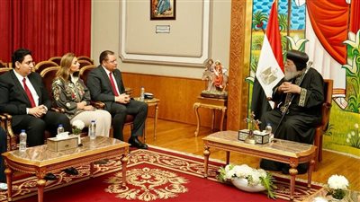 رئيس هيئة الاعتماد والرقابة الصحية يلتقي قداسة البابا تواضروس الثاني