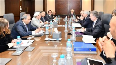 وزيرة البيئة تلتقى ممثل المفوضية الأوروبية لبحث رؤى تطبيق آلية تعديل الحدود الكربونية