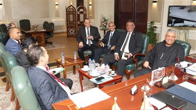 وزير العمل لـ 