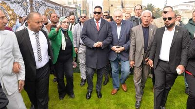محافظ الدقهلية يتفقد مشروع المنطقة التجارية على طريق جمصة