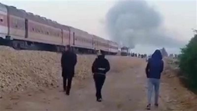 السيطرة على حريق  قطار ركاب شمال محافظة السويس
