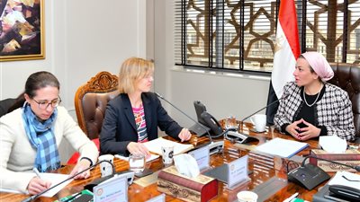 وزيرة البيئة : بفضل دعم القيادة السياسية إستطعنا التغلب على تحديات كبيرة بملف المخلفات الصلبة 