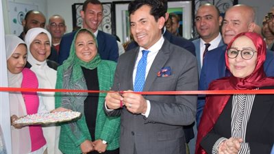 وزير الشباب والرياضة يفتتح أول حاضنة للأعمال التكنولوجية الرياضية MOYS