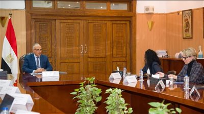 سويلم يلتقي مسئولي البنك الدولى لمتابعة دراسة مشروع المرونة المناخية