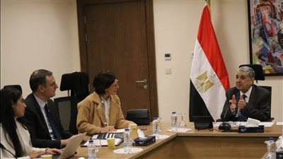 وزير الكهرباء يستقبل نائب رئيس بنك الاستثمار الأوروبي لمنطقة المشرق والوفد المرافق لها 