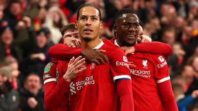 اللقب العاشر.. ليفربول بطلا لكأس الرابطة الإنجليزية بفوز قاتل على تشيلسي