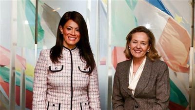  وزيرة التعاون الدولي تعقد أول لقاء مع ناديا كالفينو الرئيس الجديد لبنك الاستثمار الأوروبي