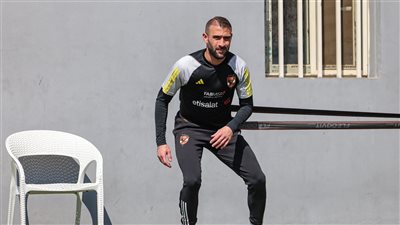 عمر كمال أساسيًا.. مفاجآت في تشكيل الأهلي أمام بلدية المحلة في الدوري