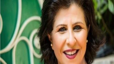 عالجت السرطان بالفن.. من هي ميريت عمر الحريري؟