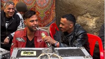 مسلسلات رمضان 2024.. محمد إمام يغني مع كزبرة 