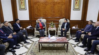 وزير الشباب والرياضة يلتقي بنك الكساء وجمعية رسالة ومؤسسة نور لبحث التعاون المشترك