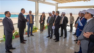 رئيس اقتصادية قناة السويس يلتقي مجموعة من سفراء الدول الآسيوية لبحث سبل التعاون